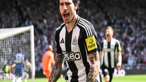 CBA激战正酣！广厦领跑，2-6名战况胶着，上海局势待定